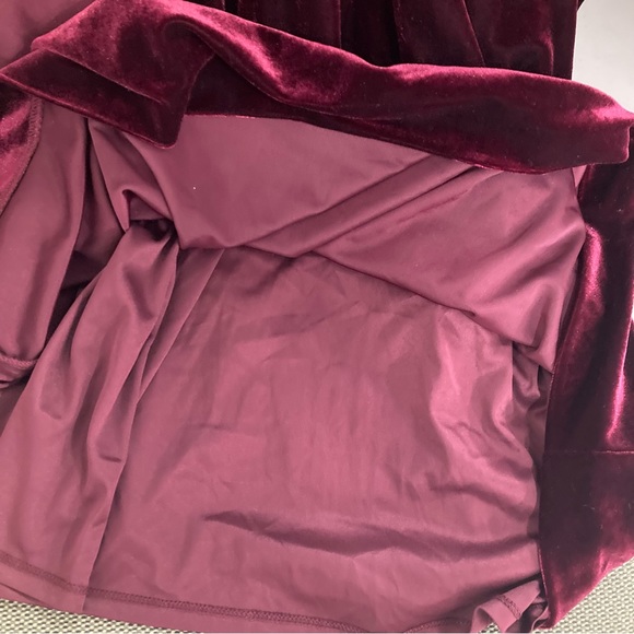 Adrianna Pepell Long Sleeve Velvet Tuxedo Faux Wrap Dress size 18W in Maroon - Picture 9 of 13